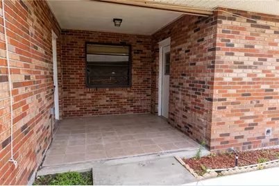 661 Lake Carolyn Circle, Lakeland, FL 33813 - Photo 3