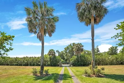 14365 SE Highway 42, Weirsdale, FL 32195 - Photo 9