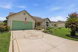 611 Lisbon Ln, The Villages, FL 32159 - Photo 3