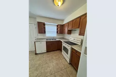 5693 Tulip Avenue, Orlando, FL 32839 - Photo 11