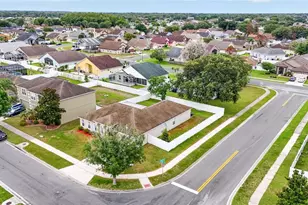2589 Hunley Loop, Kissimmee, FL 34743 - Photo 23