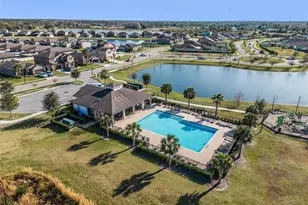 3617 Vega Creek Dr, Saint Cloud, FL 34772 - Photo 5