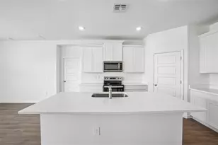 4660 Barberry Ave, Lakeland, FL 33811 - Photo 13