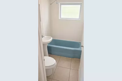 6631 Rosati Lane S, Saint Petersburg, FL 33707 - Photo 5