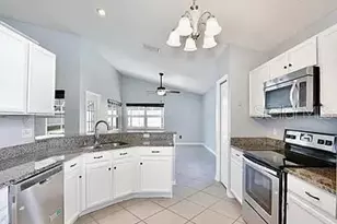 654 King Harold Ct, Oviedo, FL 32765 - Photo 5