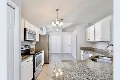 654 King Harold Court, Oviedo, FL 32765 - Photo 5