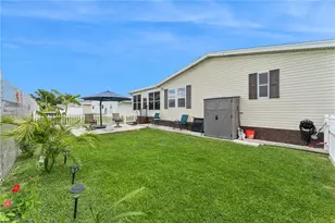 2473 Independence Ln, Saint Cloud, FL 34772 - Photo 27