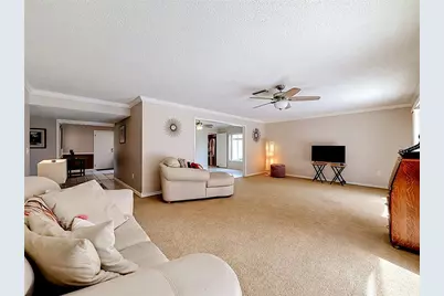 5020 The Oaks Circle, Edgewood, FL 32809 - Photo 9