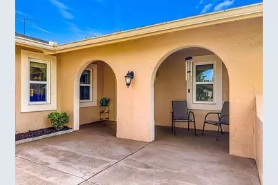 5020 The Oaks Circle, Edgewood, FL 32809 - Photo 5