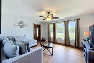 716 S Oxalis Ave, Orlando, FL 32807 - Photo 9