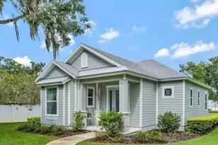 904 Azalea Walk Circle, Deland, FL 32724 - Photo 1