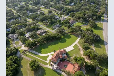 900 N Citrus Avenue, Howey in the Hills, FL 34737 - Photo 65