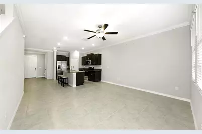 31604 Blue Passing Loop, Wesley Chapel, FL 33545 - Photo 7
