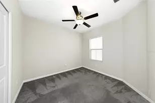 31604 Blue Passing Loop, Wesley Chapel, FL 33545 - Photo 23