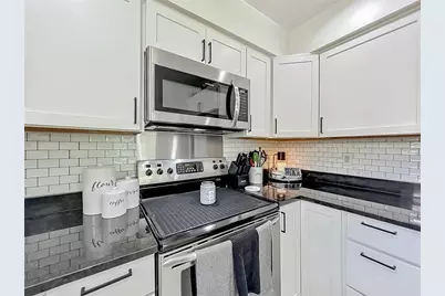 421 E Bay Avenue, Longwood, FL 32750 - Photo 11