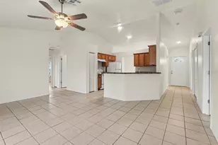 521 Eagle Ct, Kissimmee, FL 34759 - Photo 5