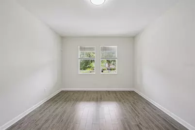 11975 Imaginary Way, Orlando, FL 32832 - Photo 9