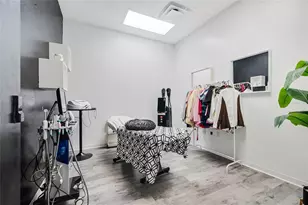 1359 E Osceola Pkwy, Kissimmee, FL 34744 - Photo 23