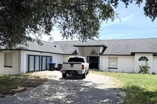 1677 Sackett Cir, Orlando, FL 32818 - Photo 1