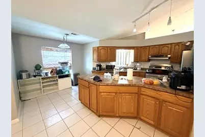 1677 Sackett Circle, Orlando, FL 32818 - Photo 5