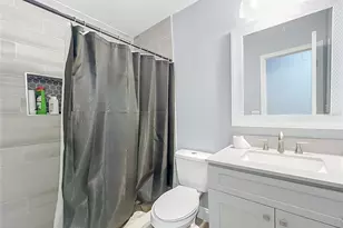 5855 Hutton Dr, Orlando, FL 32808 - Photo 13
