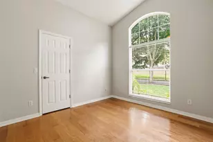 778 Lullwater Dr, Oviedo, FL 32765 - Photo 3