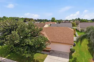 2431 Rolling Broak Dr, Orlando, FL 32837 - Photo 9