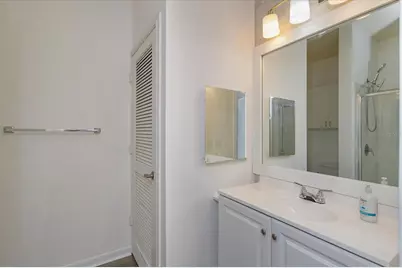 860 N Orange Avenue #243, Orlando, FL 32801 - Photo 9