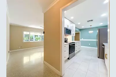 1534 Leeway Avenue, Orlando, FL 32810 - Photo 9