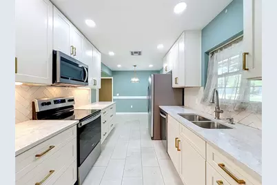 1534 Leeway Avenue, Orlando, FL 32810 - Photo 15