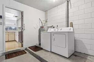 2522 Leston Ct, Orlando, FL 32817 - Photo 11