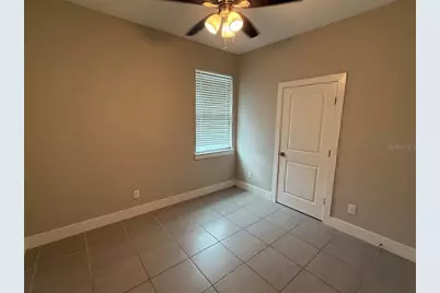 105 Zinnia Lane W, Kissimmee, FL 34759 - Photo 11
