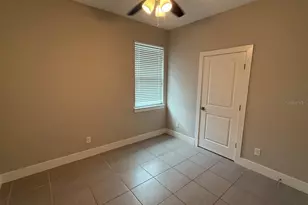 105 Zinnia Ln W, Kissimmee, FL 34759 - Photo 11