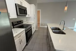 105 Zinnia Ln W, Kissimmee, FL 34759 - Photo 7