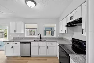 923 Henderson St, Deltona, FL 32725 - Photo 13