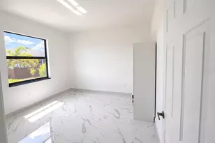 1107 NW 9th Ave, Cape Coral, FL 33993 - Photo 9