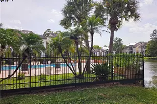 1916 Lake Atriums Cir, Orlando, FL 32839 - Photo 11