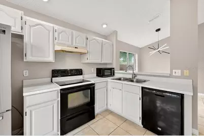 2674 Newbolt Drive, Orlando, FL 32817 - Photo 11