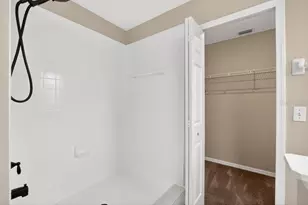 2674 Newbolt Dr, Orlando, FL 32817 - Photo 45