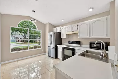 2674 Newbolt Drive, Orlando, FL 32817 - Photo 9