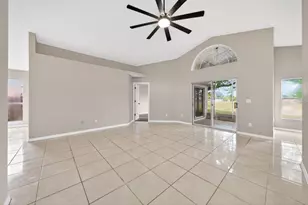 2674 Newbolt Dr, Orlando, FL 32817 - Photo 15