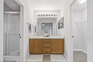 2729 Regency Oak Ln, Orlando, FL 32833 - Photo 9