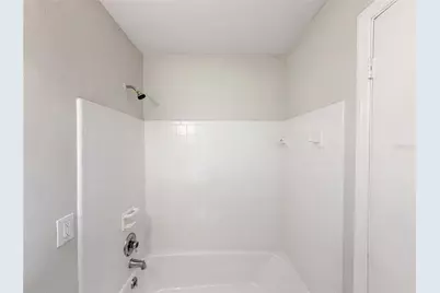 333 E Chelsea Street, Deland, FL 32724 - Photo 17