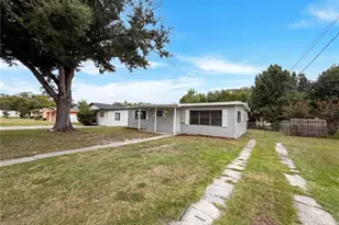 917 Golden Rule Ct N, Lakeland, FL 33803 - Photo 17