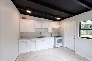917 Golden Rule Ct N, Lakeland, FL 33803 - Photo 11