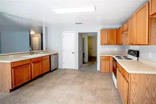 381 Augustine Ct, Oviedo, FL 32765 - Photo 13