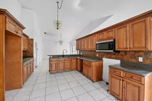 1006 N Magee Creek Ct, Oviedo, FL 32765 - Photo 9