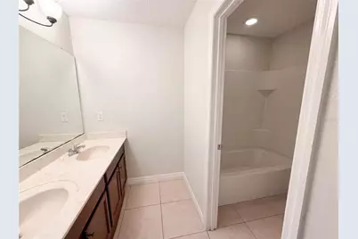 4876 Grassy Knoll Drive, Tavares, FL 32778 - Photo 19