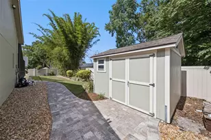 1056 New Castle Ln, Oviedo, FL 32765 - Photo 49