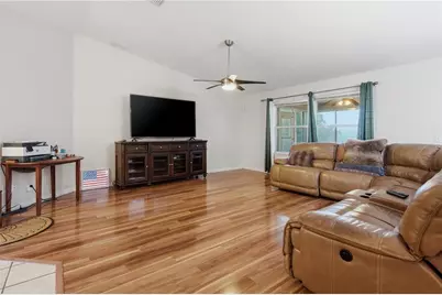 16723 SE 173rd Terrace Road, Weirsdale, FL 32195 - Photo 5